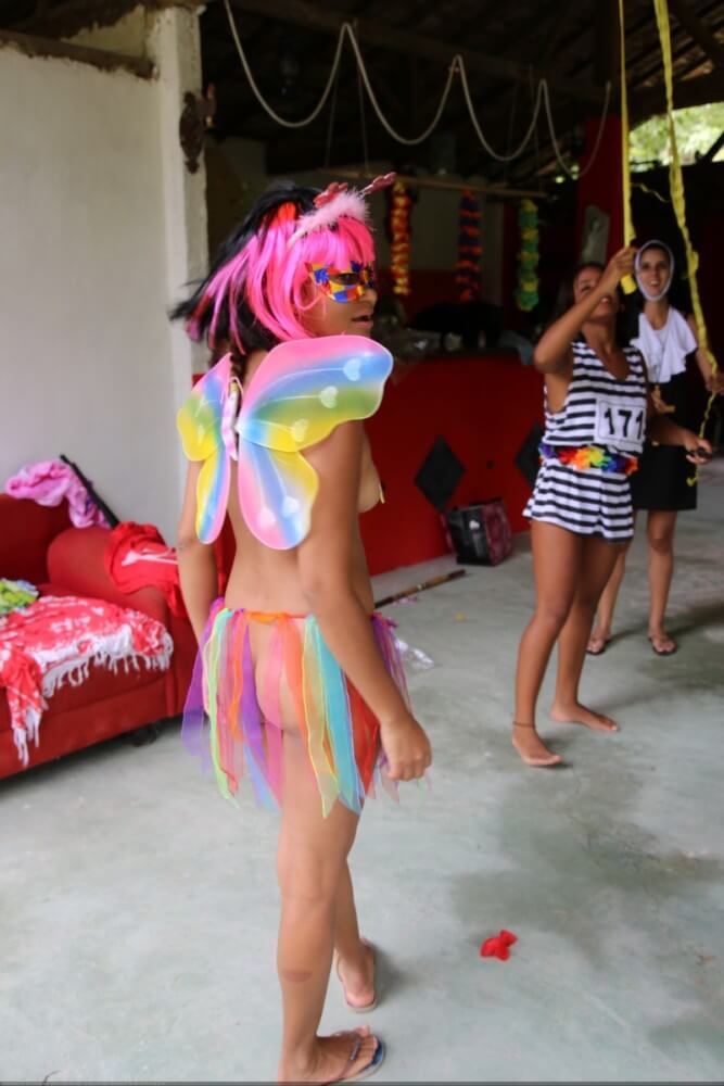 [OnnDL] Tropical carnival photo gallery