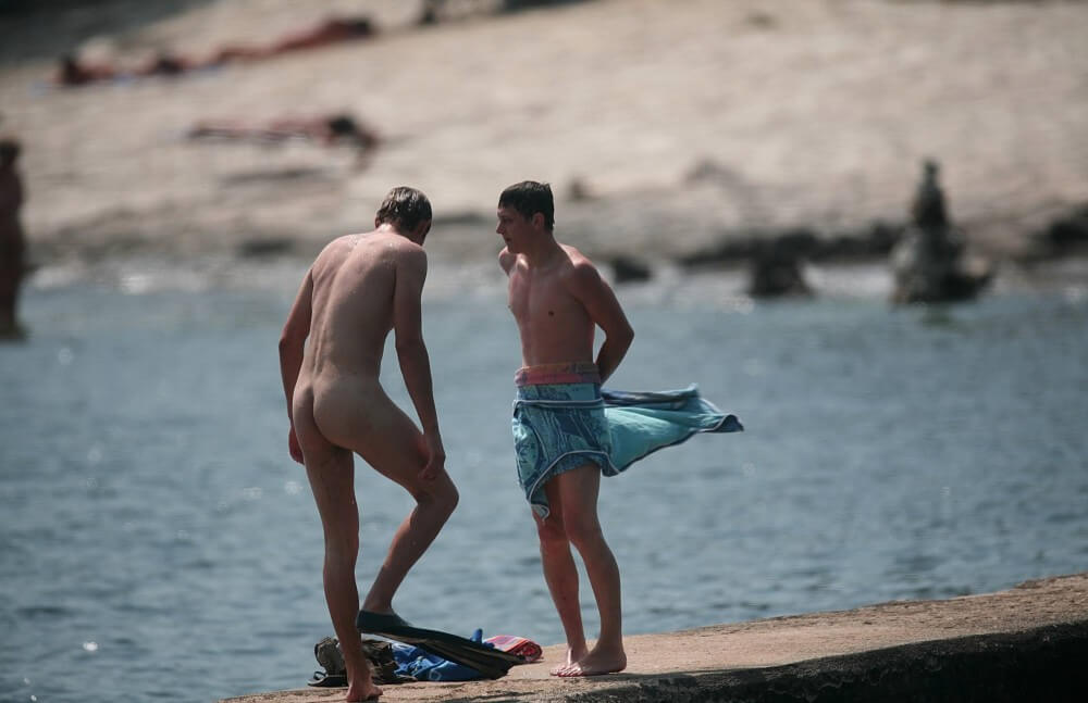 [OnnDL] Nudists Boys - Water Prep On The Ledge