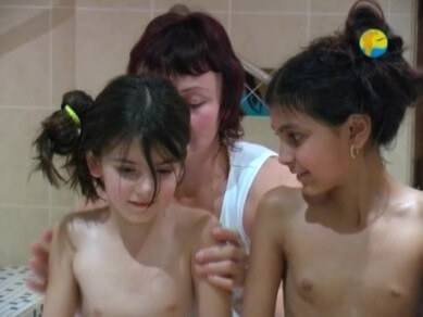 [OnnDL] Naturist Freedom: Girls In Sauna upd