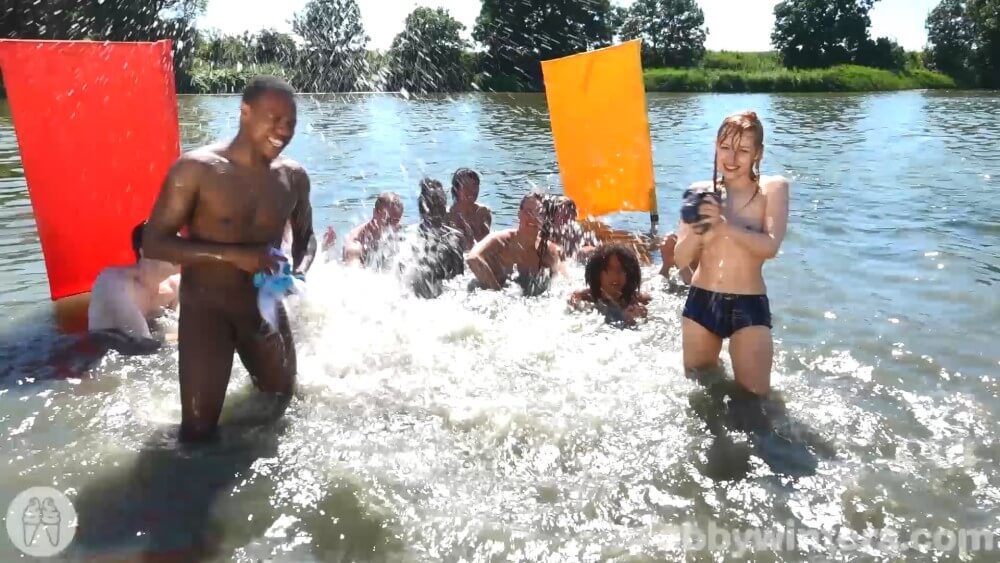 [OnnDL] Abbywinters Beach games Full HD