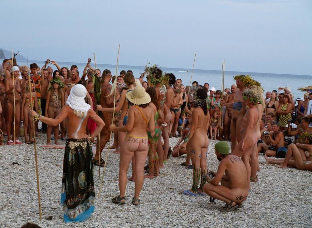 [OnnDL] Naturist Party Mega Bash pics